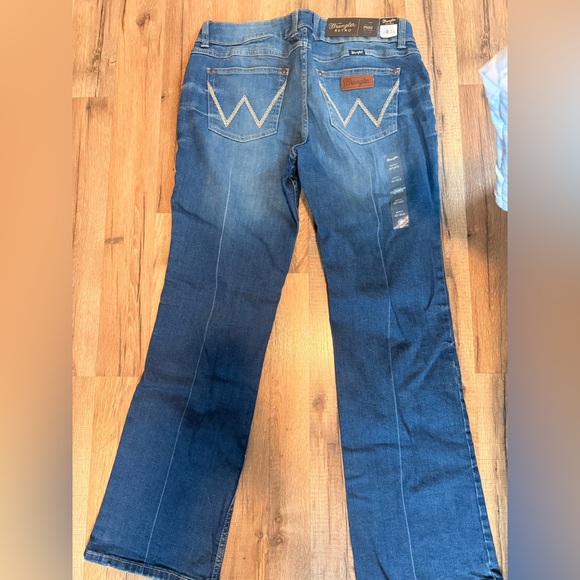 Wrangler Retro Women’s Bootcut Jeans - Picture 4 of 6